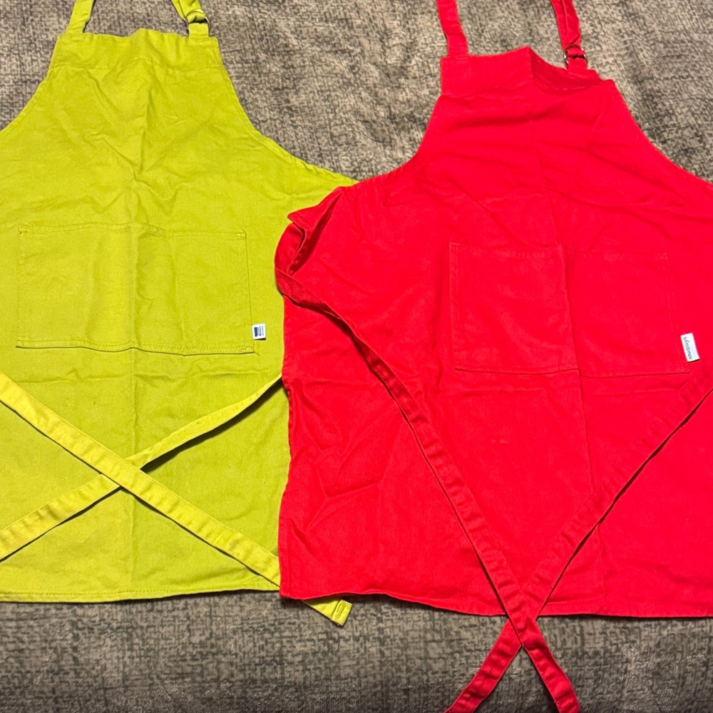 2 Chefs Aprons